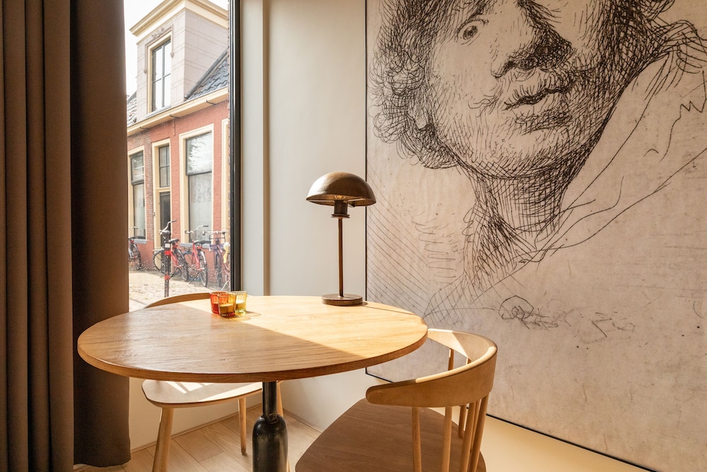Lutkenieuwstraat — 5-Star Luxury Hotel in Groningen, Netherlands