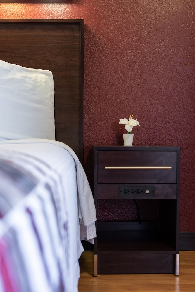 California Inn & Suites Rancho Cordova Sacramento - photo 11