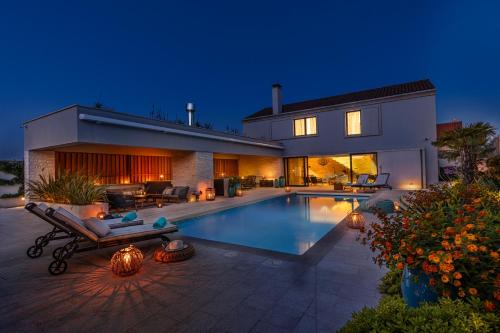 Villa Amorosa — 4-Star Luxury Hotel in None, Croatia
