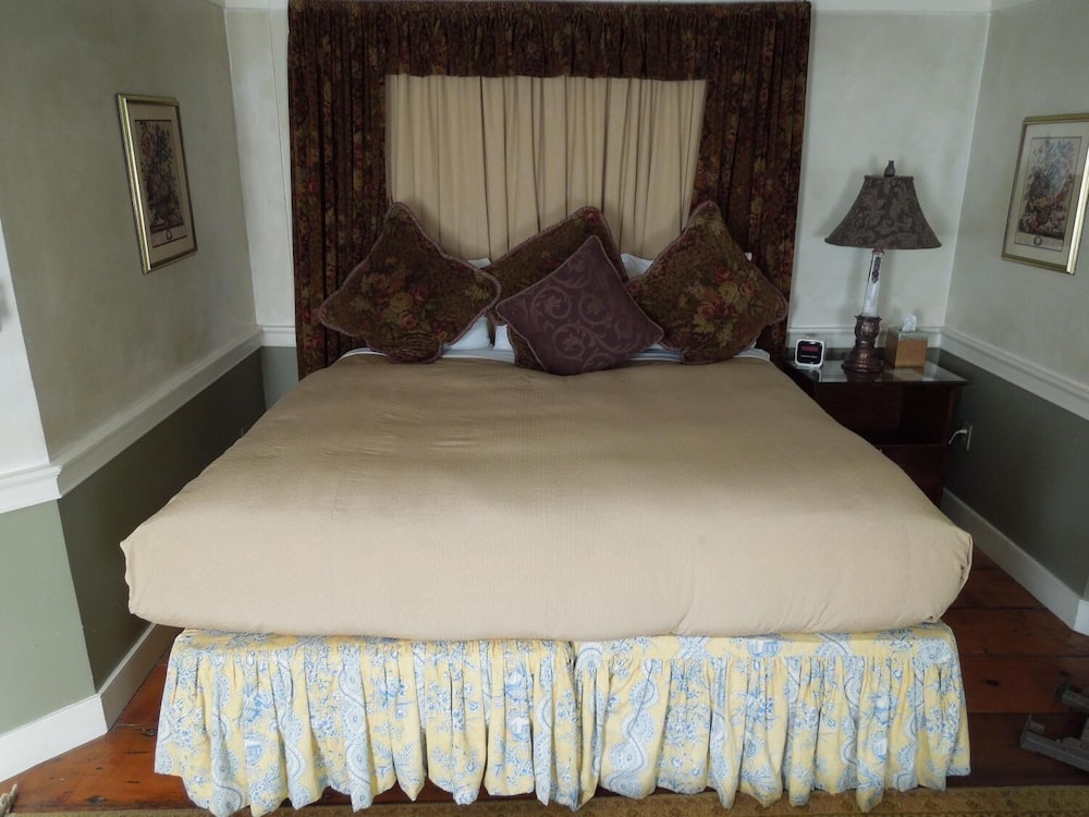 Admiral Farragut Inn - photo 11