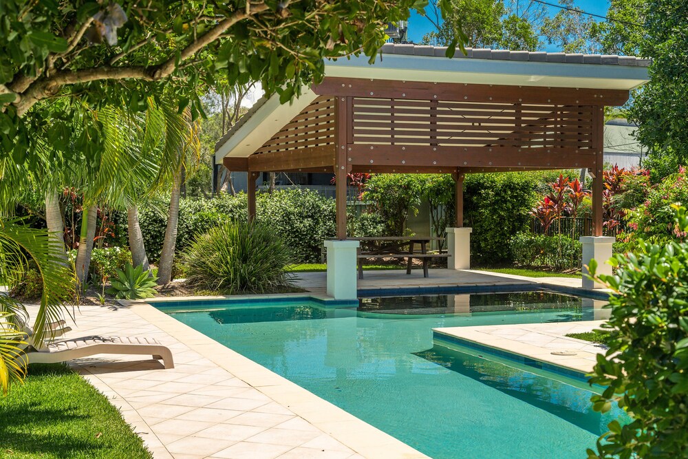 Ocean Walk Villa near Main Beach — 4-Star Luxury Hotel in Byron Bay, Australia
