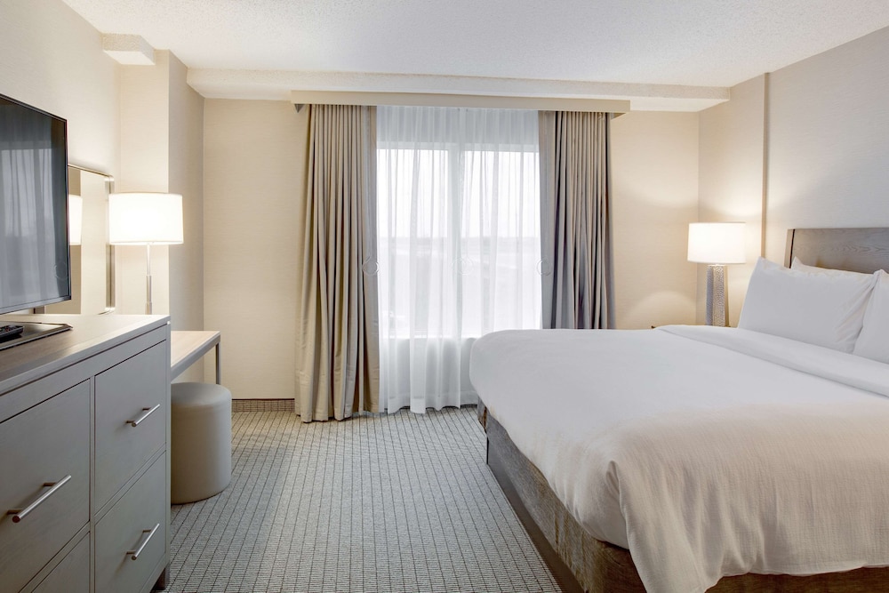 Embassy Suites by Hilton Columbus Dublin - photo 11