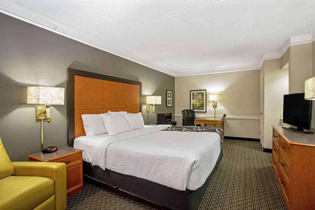 La Quinta Inn by Wyndham Denver Golden - photo 23