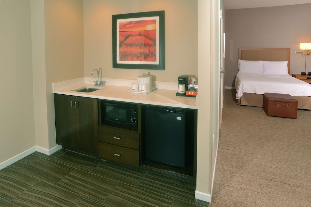 Hampton Inn Springfield Southeast - photo 14