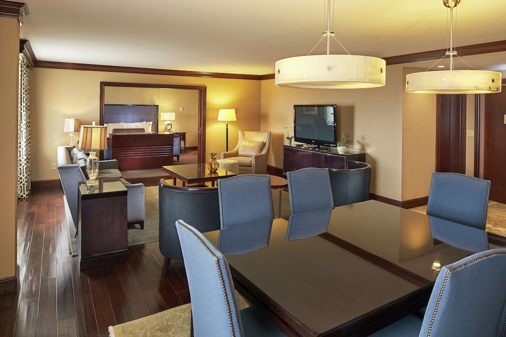 Hilton Raleigh North Hills - photo 18