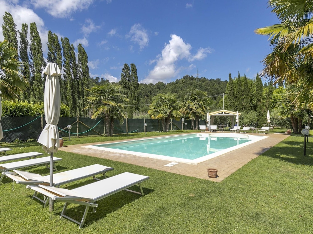 Holiday Home in Montopoli Valdarno With Pool — 4-Star Luxury Hotel in Montopoli, Italy