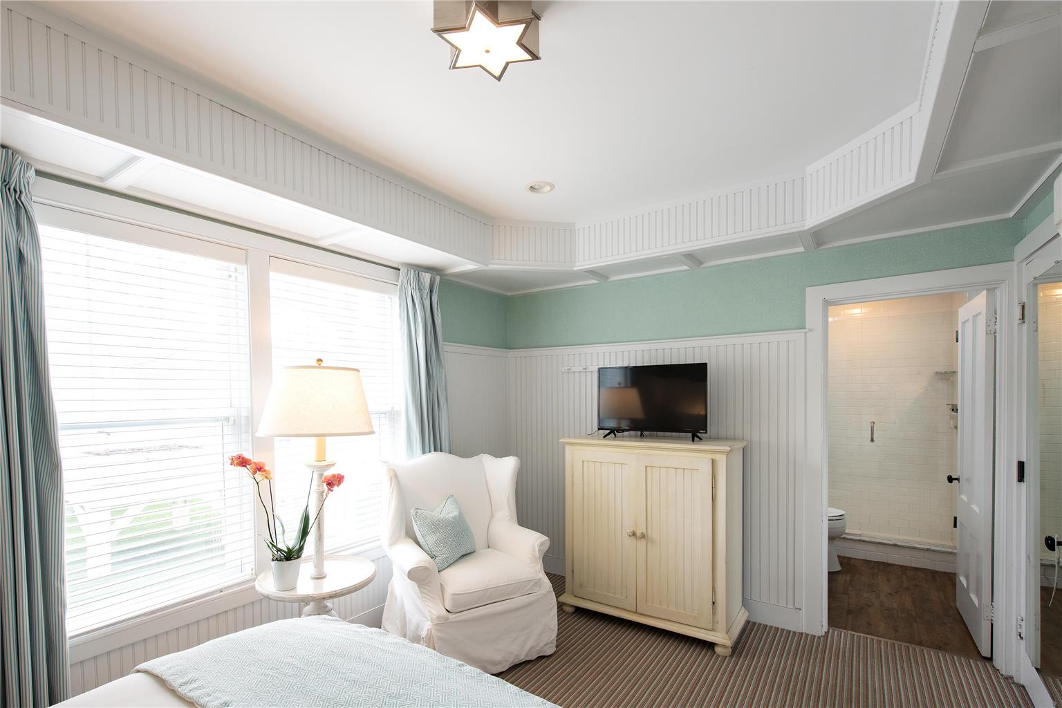 The Tides Beach Club - photo 8