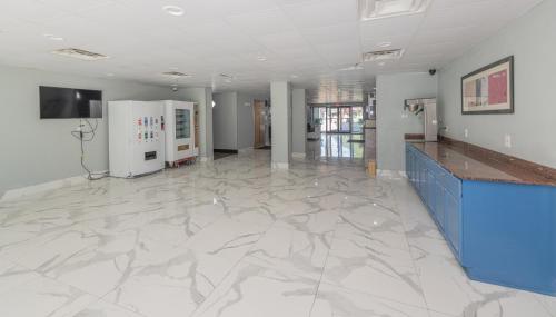 Jamestown inn & Suites - photo 34