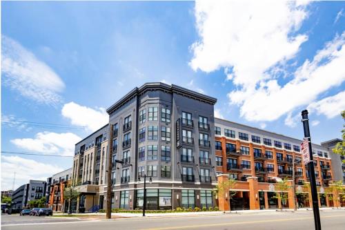 Cozy 6BR 6BA combined Apartments Near Downtown Cincinnati — 4-Star Luxury Hotel in Cincinnati, United States