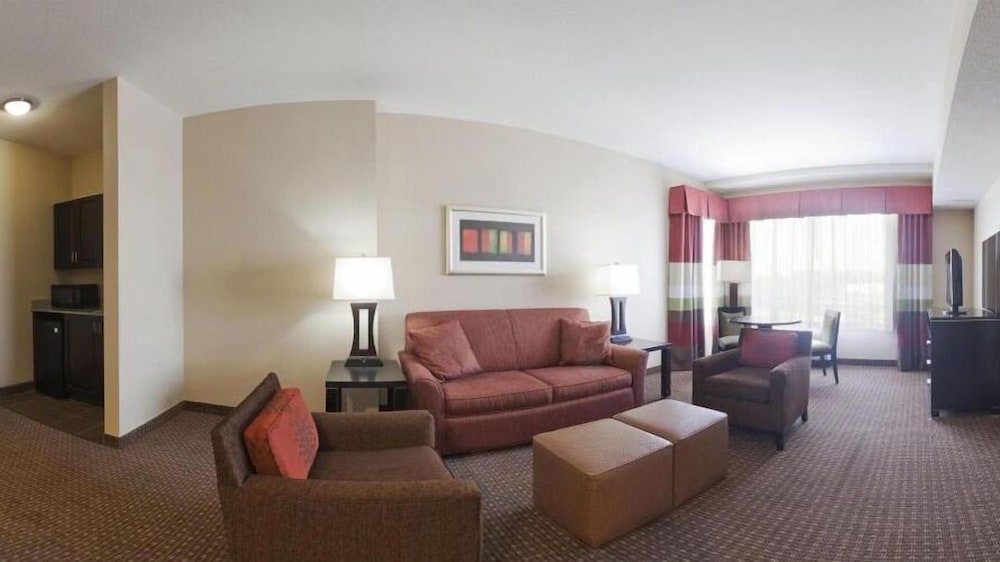 Holiday Inn Meridian E I 20 I 59 by IHG - photo 16