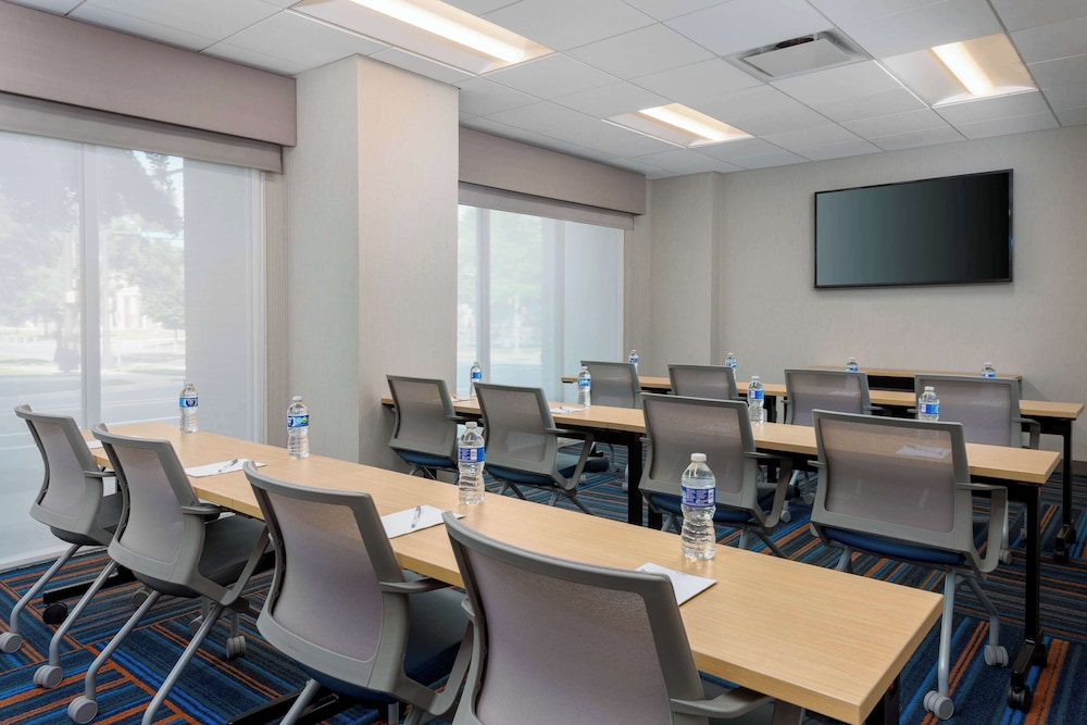 Hampton Inn Charlotte Uptown - photo 36