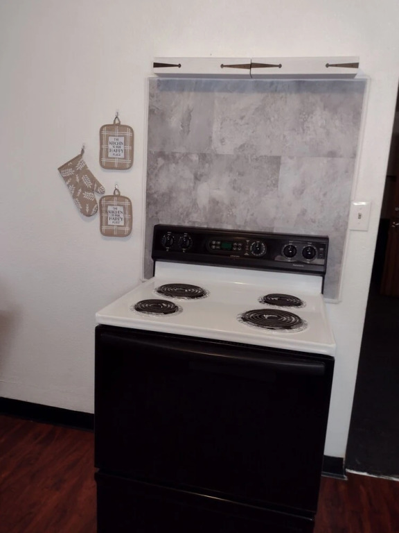 Hub City Inn - photo 14