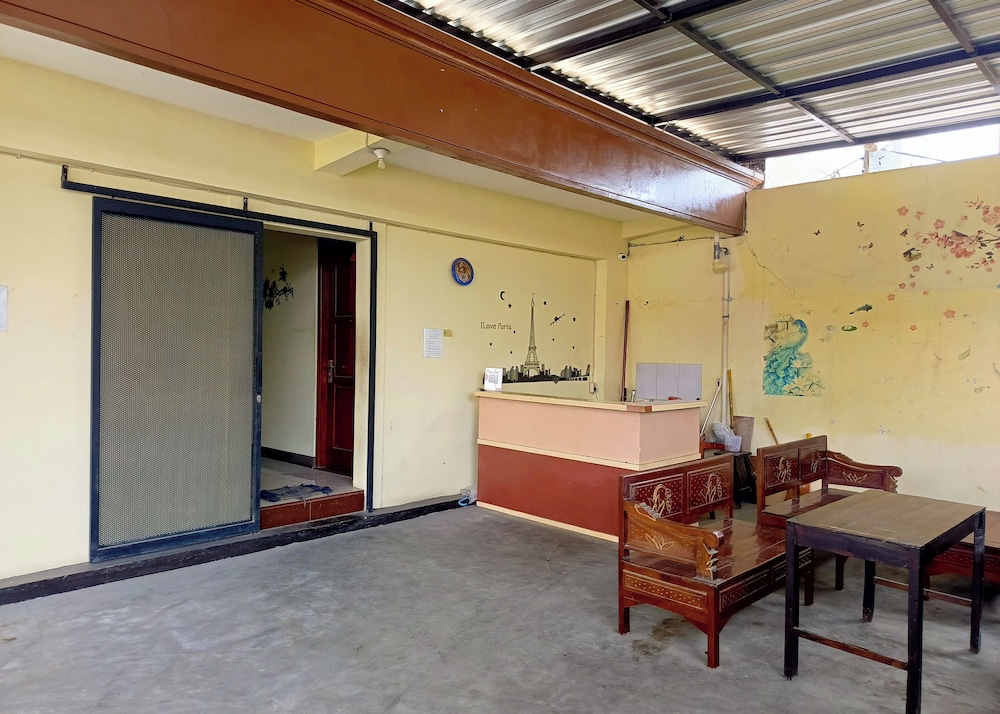 Lakoehaz - last minute hotel in Surakarta