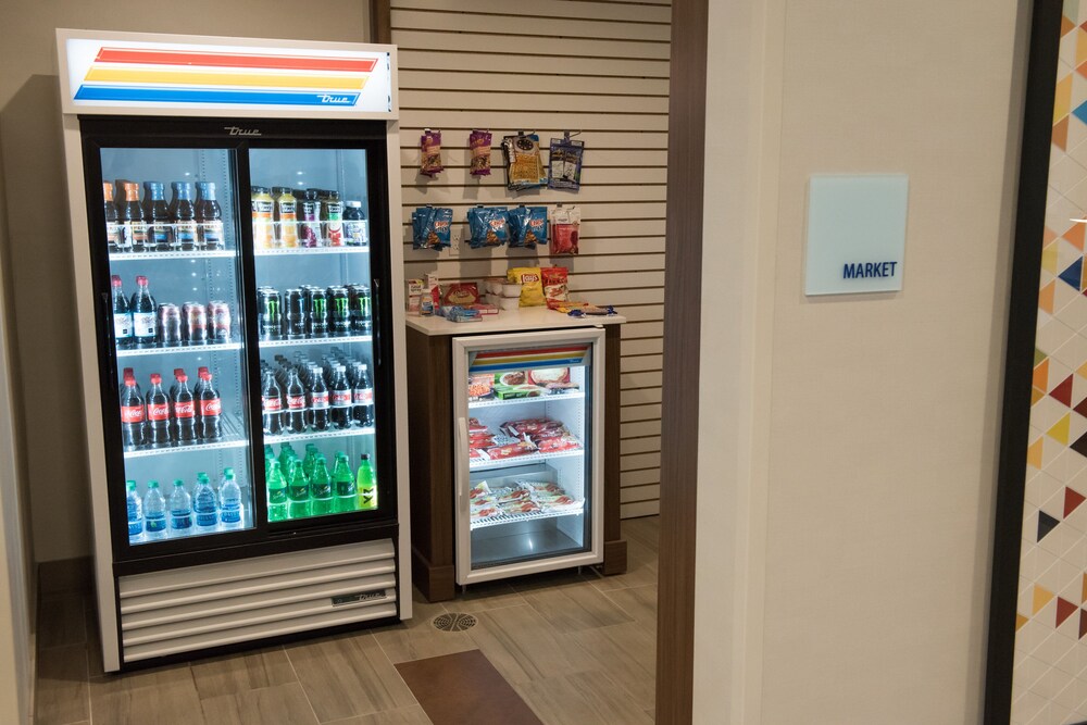 Holiday Inn Express & Suites Orland Park Mokena by IHG - photo 18