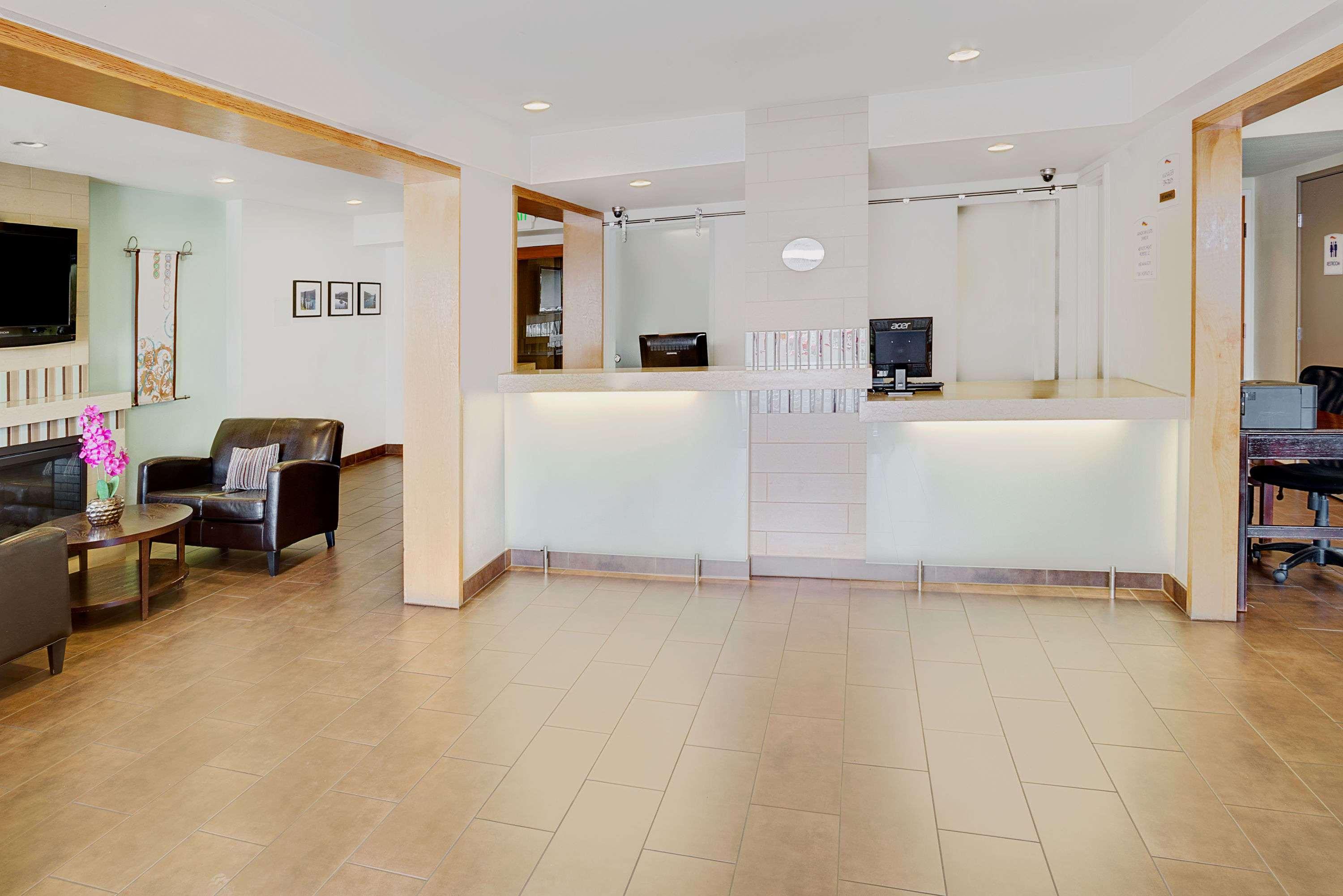 Baymont by Wyndham Reno - photo 12