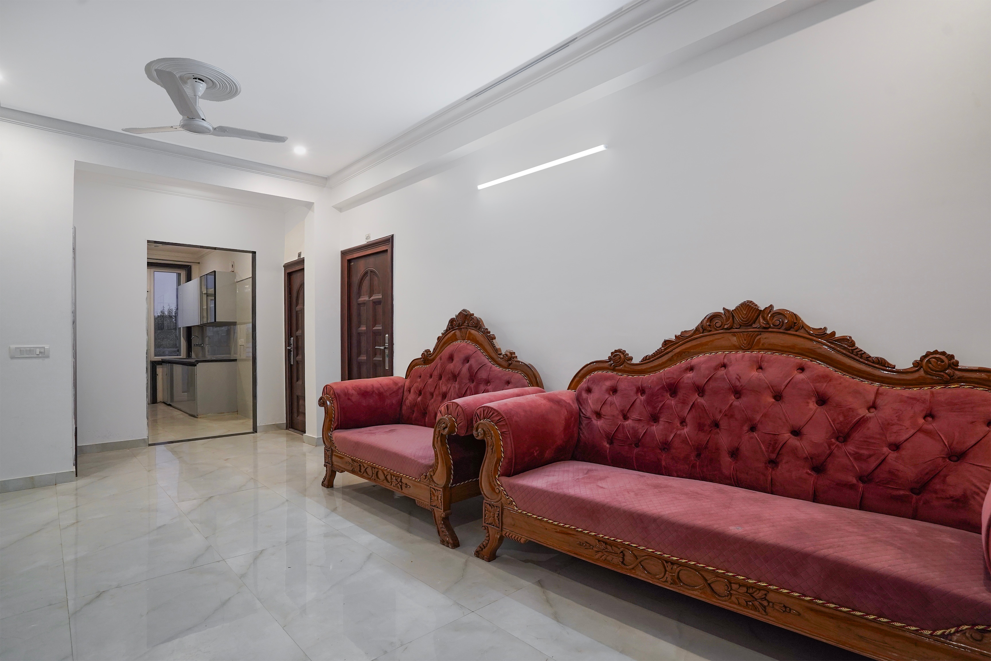 Super Townhouse Sector 46 Huda Market