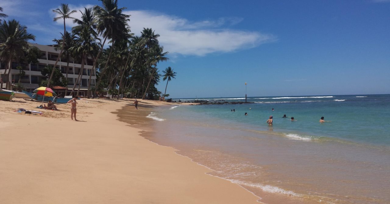 Cool Beach Hotel — hotel in Hikkaduwa