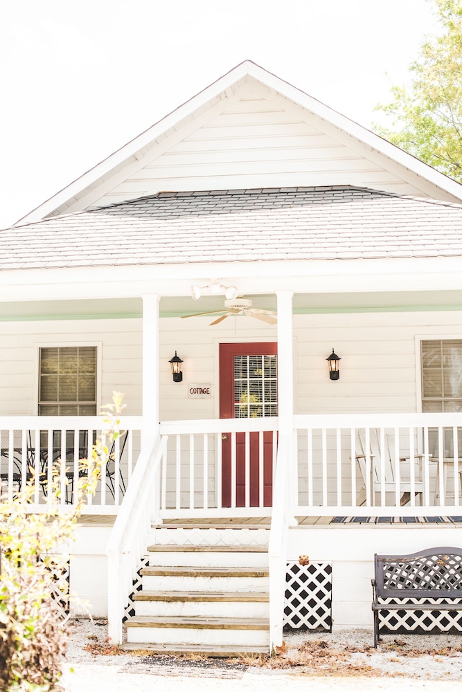 Swamp Rabbit Inn Travelers Rest - photo 61