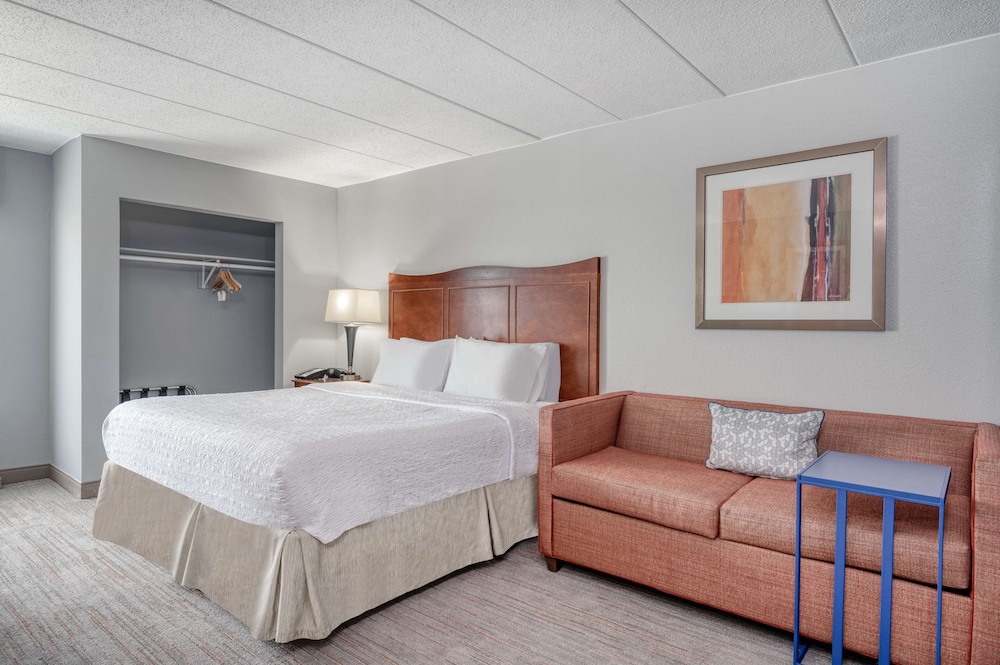 Hampton Inn Baltimore White Marsh - photo 34
