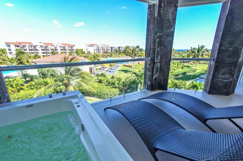 Buena Vida by NAS — 4-Star Luxury Hotel in Playa Del Carmen, Mexico