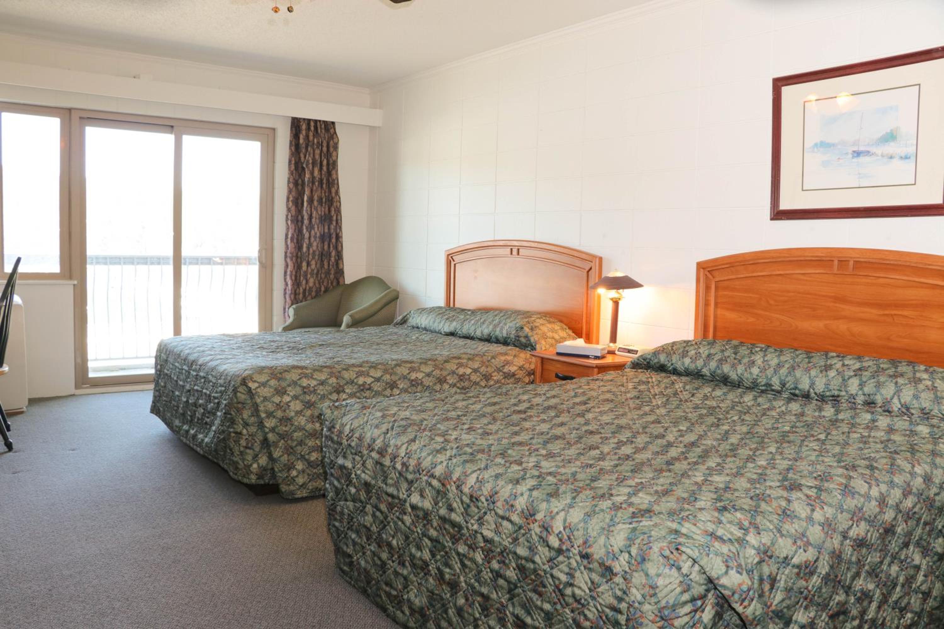 The Waterfront Suites And Marina