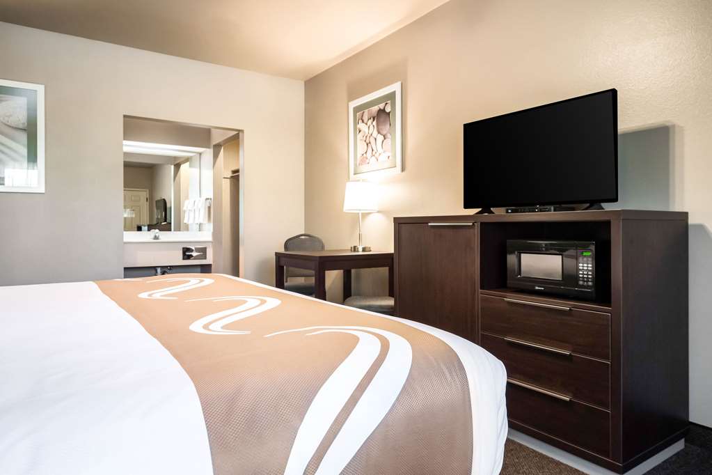 Quality Inn & Suites Bainbridge Island - photo 20