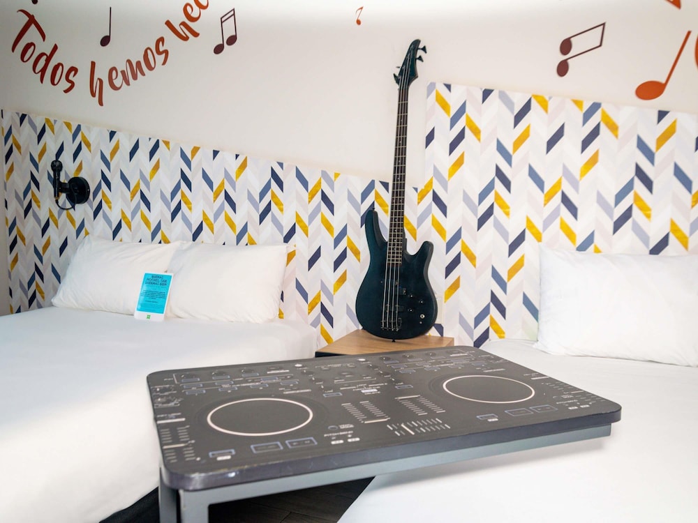 ibis Styles Merida Galerias