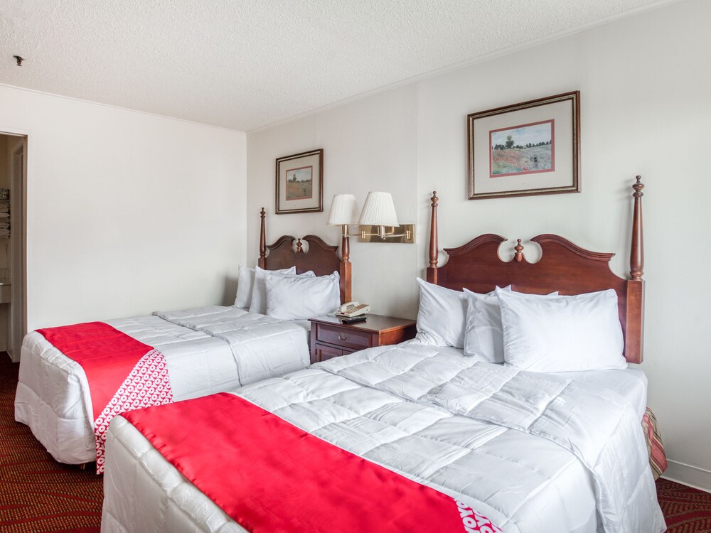 OYO Hotel San Antonio East - photo 14