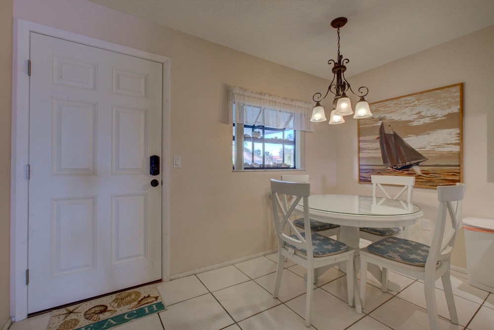 Beach Palms 6B by Anna Maria - photo 24