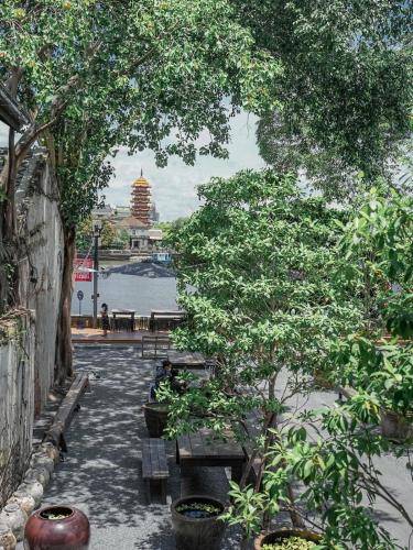 Best River view Retro vibe studio apartment Bangkok Old Town