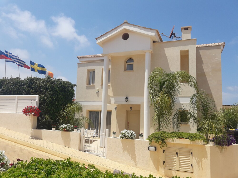Anthorina Villa 16 Protaras