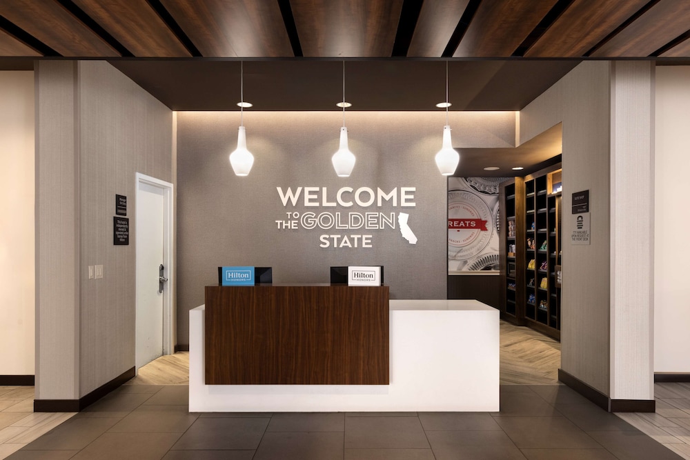 Hampton Inn San Jose Cherry Ave - photo 3