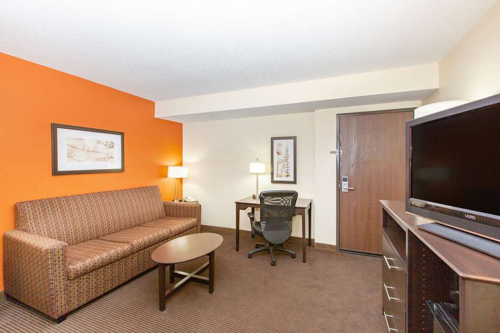AmericInn by Wyndham Ottumwa - photo 16