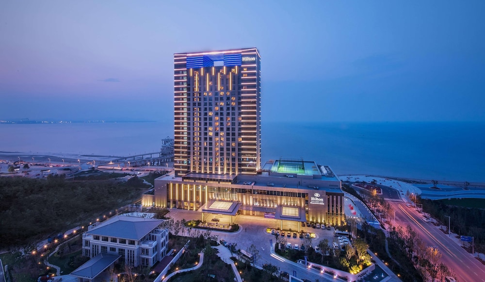 Hilton Yantai Golden Coast in Yantai, People's Republic of China