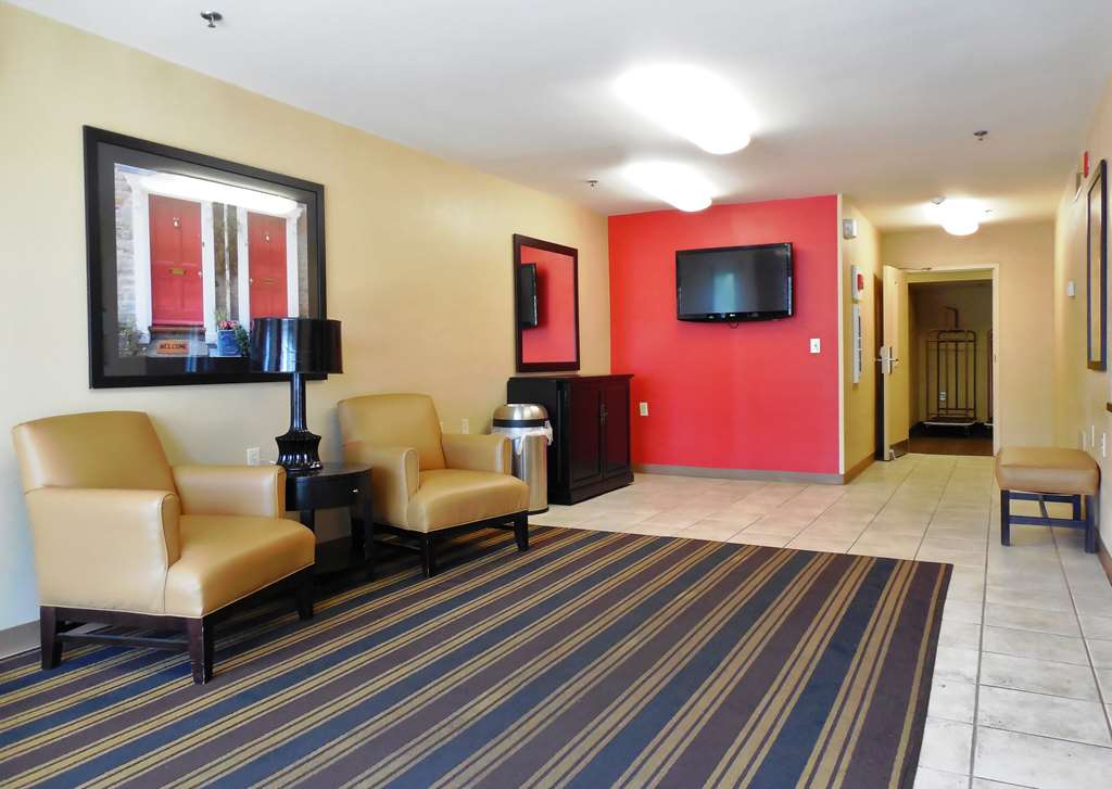 Extended Stay America Durham Research Triangle Park Hwy 54 - photo 2