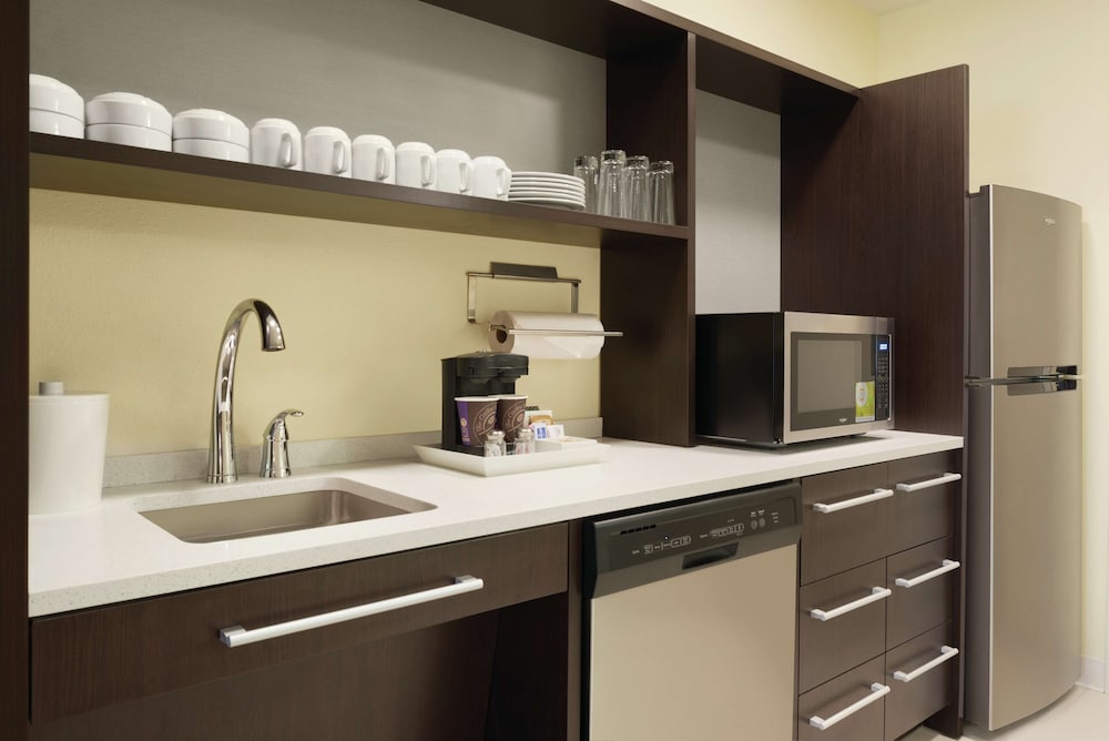 Home2 Suites Iowa City Coralville - photo 13