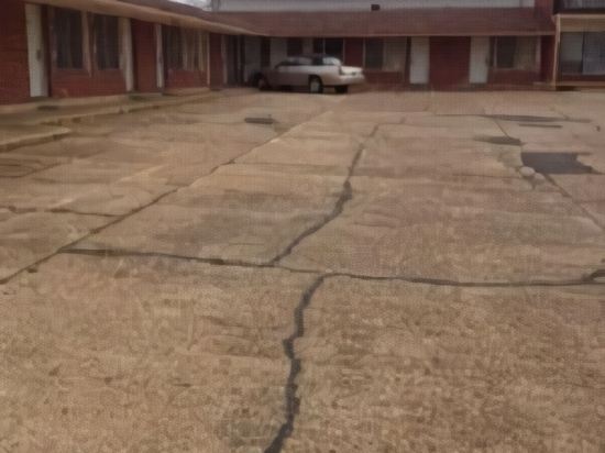 Dollar Save Inn - photo 6