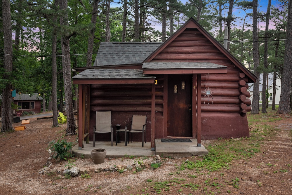 Tall Pines Inn - photo 86