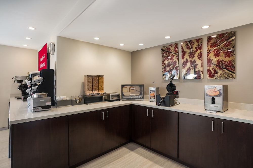 Red Roof Inn Stockton - photo 28