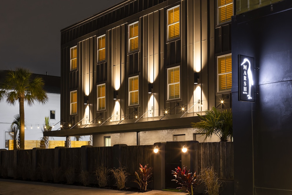 Marsh Hotel - photo 26