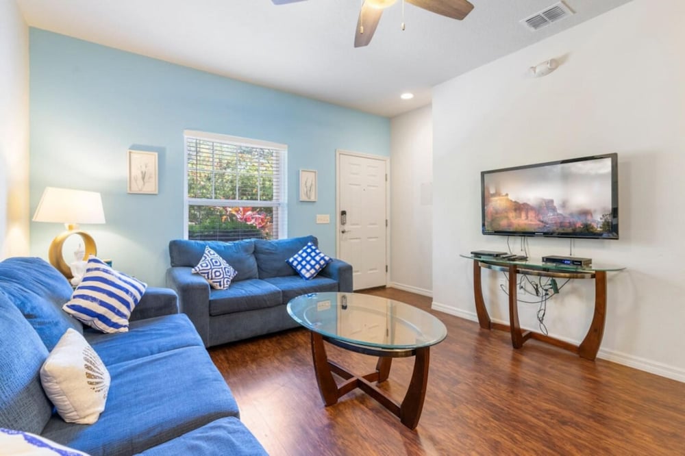 Amazing 3BDR House near Disney 12102 — 4-Star Luxury Hotel in Kissimmee, United States