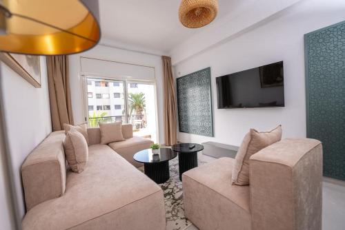 Tradition Meets Modern: 2BR Flat in Rabat Hassan — 4-Star Luxury Hotel in Rabat, Morocco