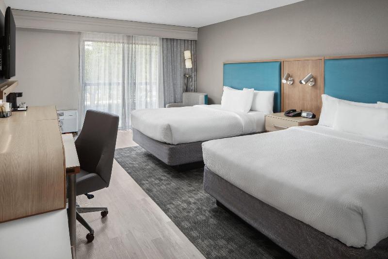Courtyard by Marriott Newport News Yorktown - photo 53
