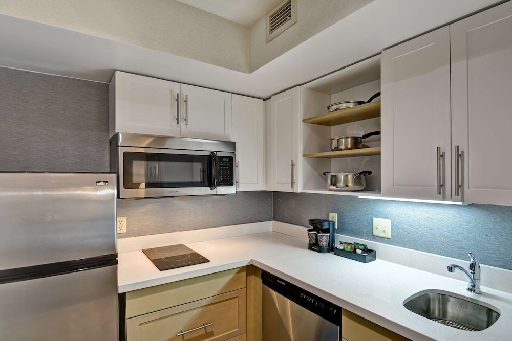 Homewood Suites by Hilton Windsor Locks Hartford - photo 18