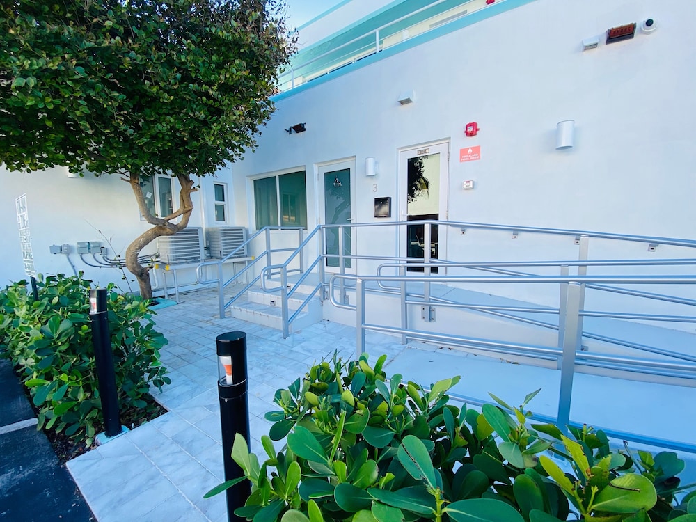 The Marlin Beachside - photo 54
