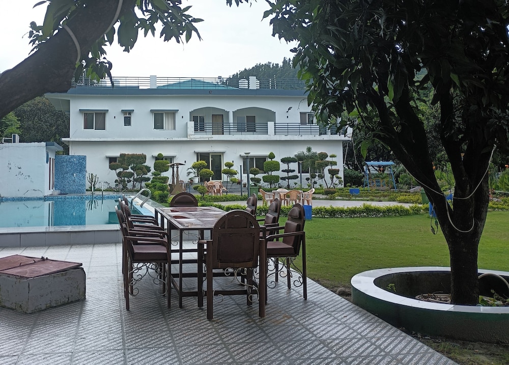Hotel Katapathar Resort and Restaurant in Vikasnagar, India
