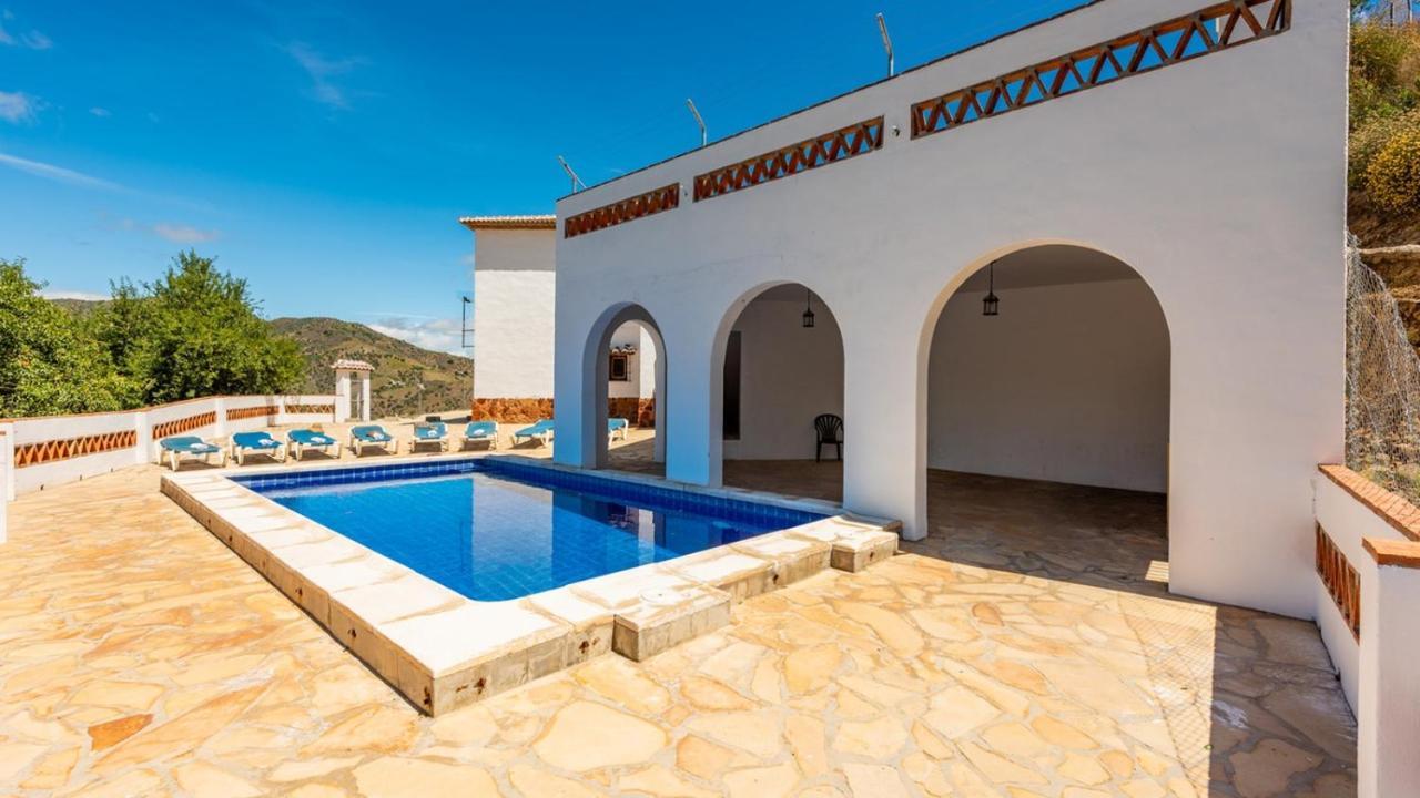 Casa Poniente Almachar by Ruralidays — 4-Star Luxury Hotel in Almachar, Spain