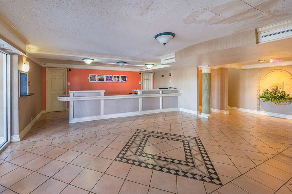 Motel 6 Grand Prairie TX Interstate 30 - photo 24