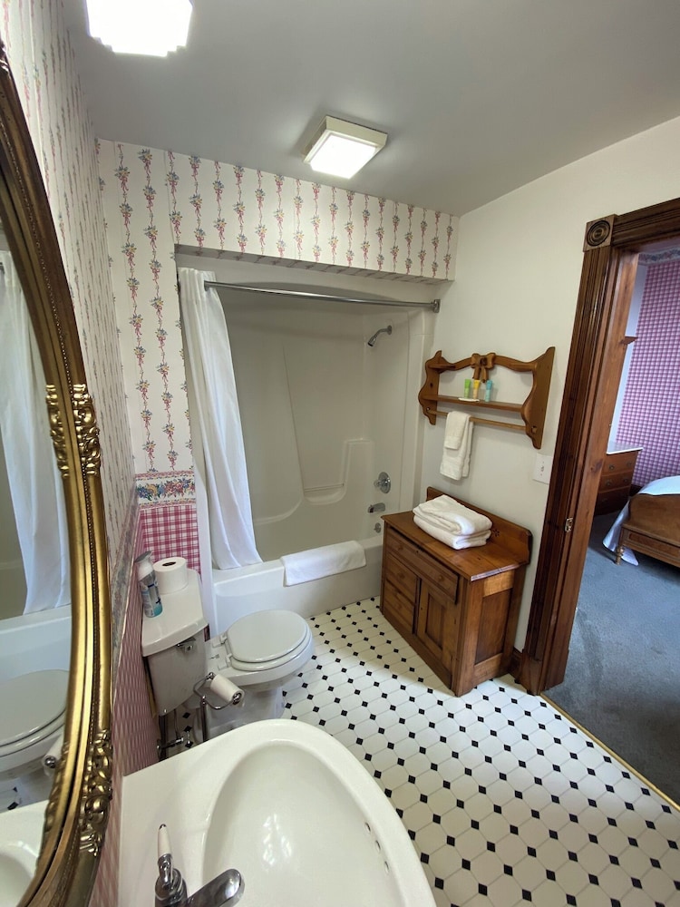Decker Hotel - photo 55