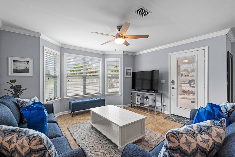 4110 Nancee Dr. Mermaid Lagoon in Panama City Beach, United States